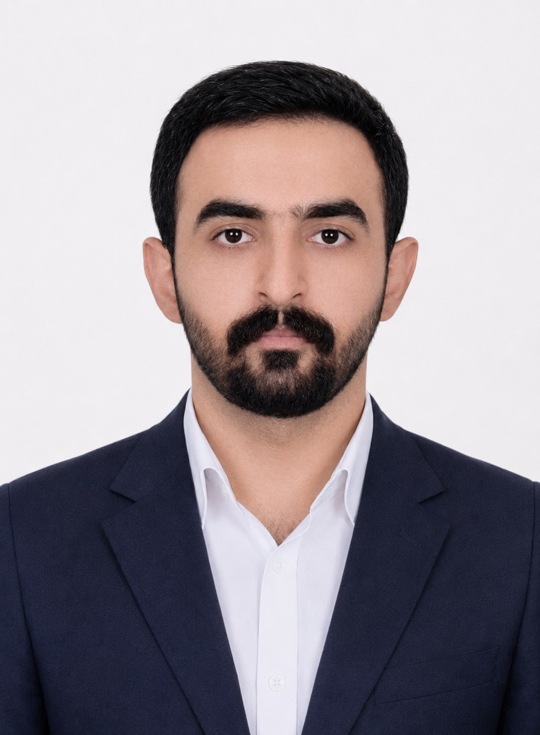 تصویر وکیل صادق مارزی در دیپ‌لا